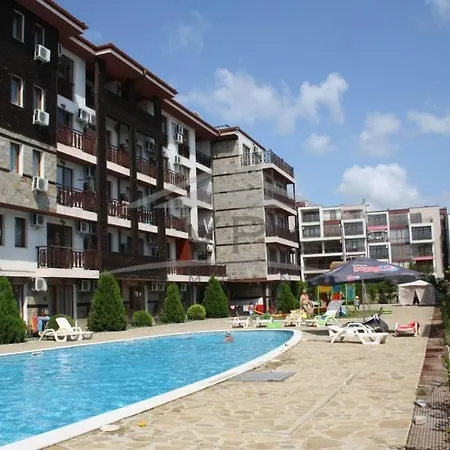 Greenstudio W Apartment