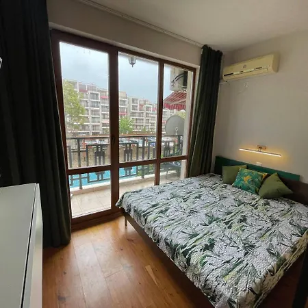 Greenstudio W Apartment *